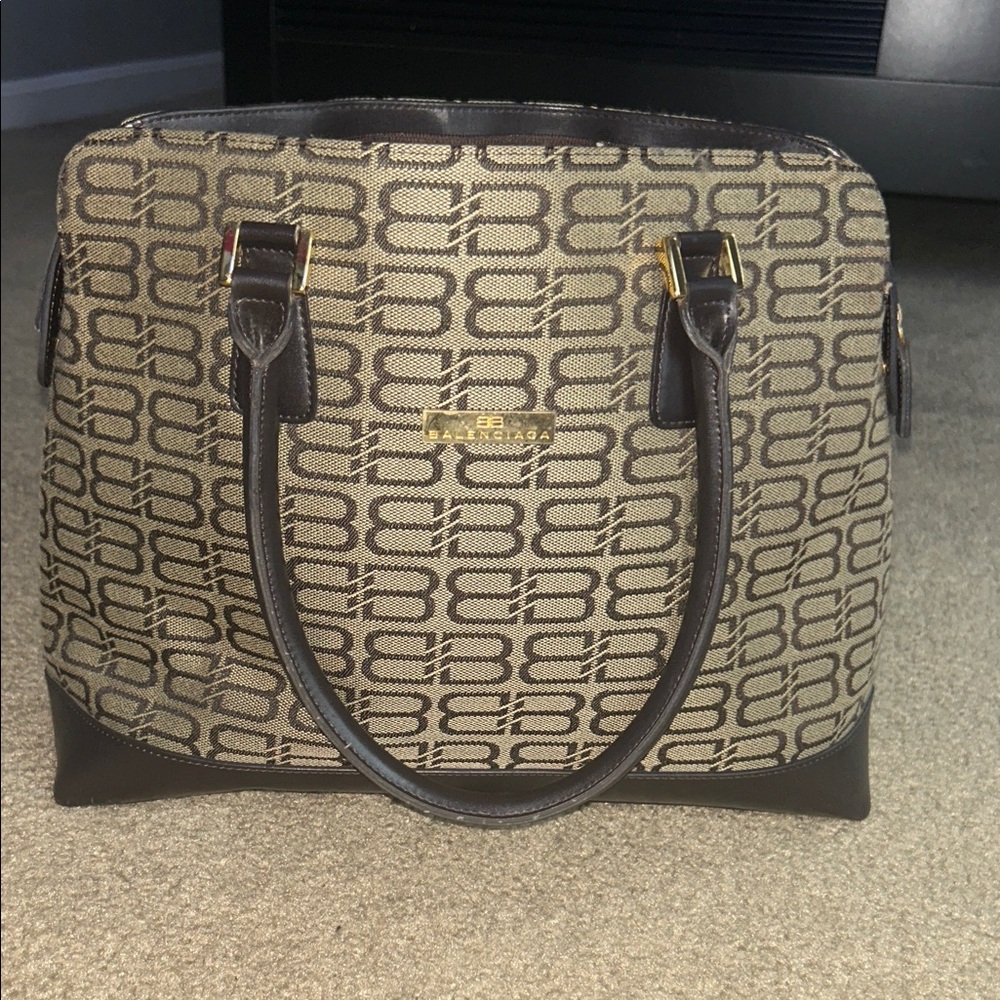 Balenciaga Beige and Black Shoulder Bag